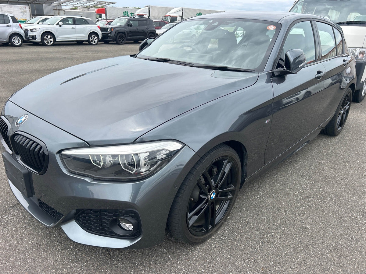 BMW 118i Shadow Edition