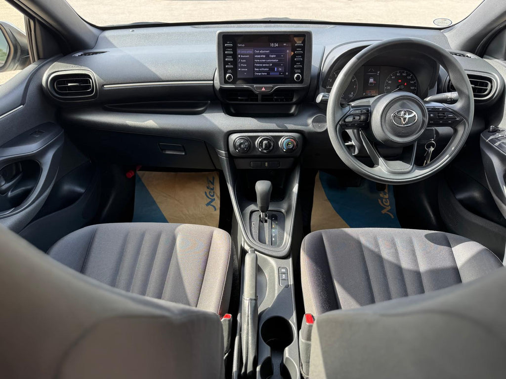 Toyota Yaris (15cc Petrol)