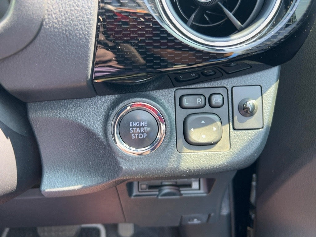 Toyota Vitz U-Edition RS