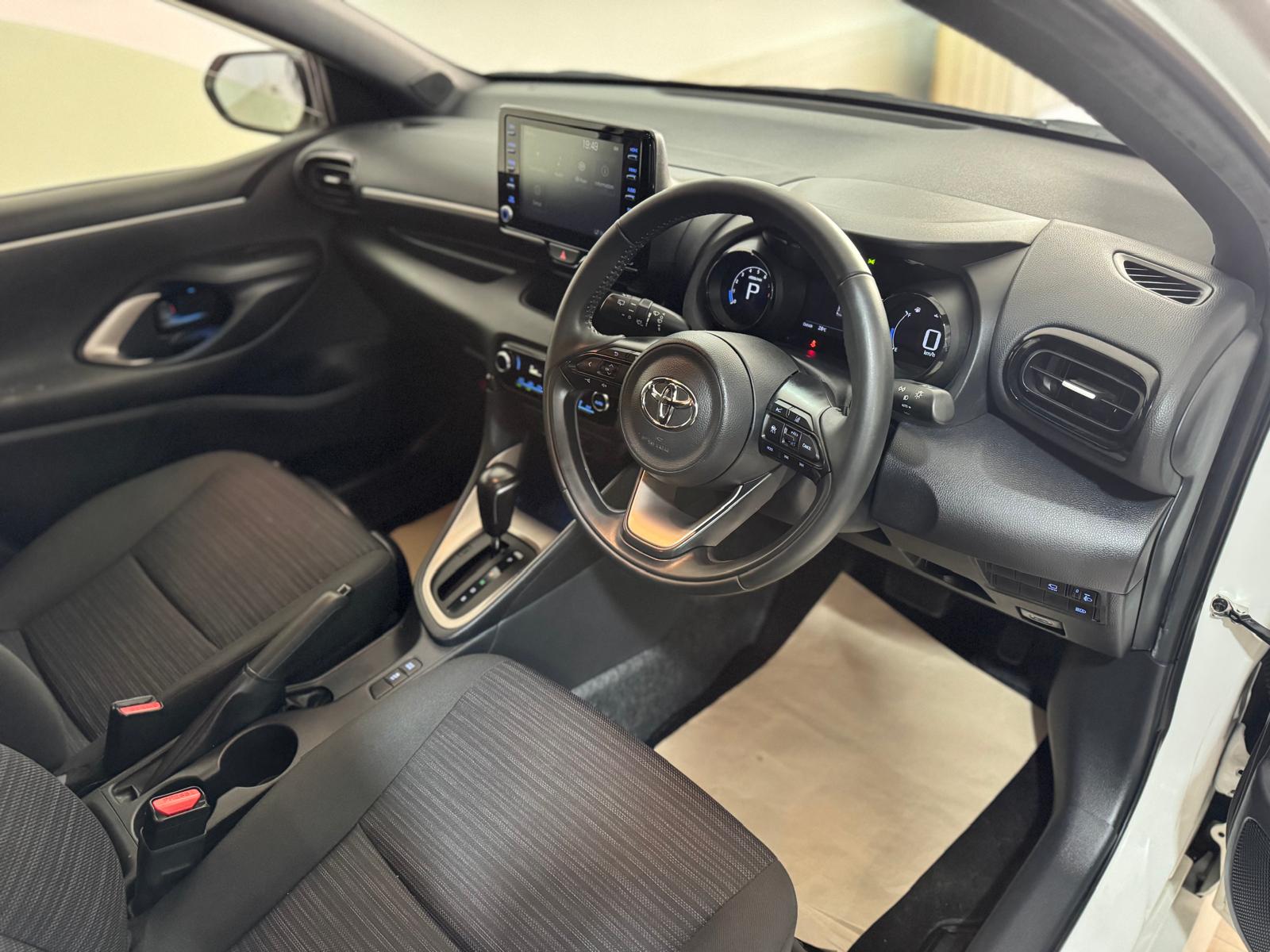 Toyota Yaris Z-Package (15cc Petrol)