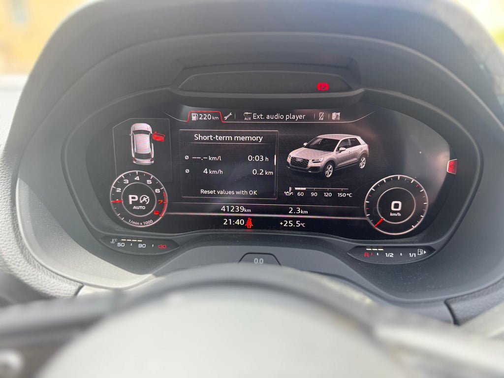 Audi Q2 With Sunroof And Leather Seats