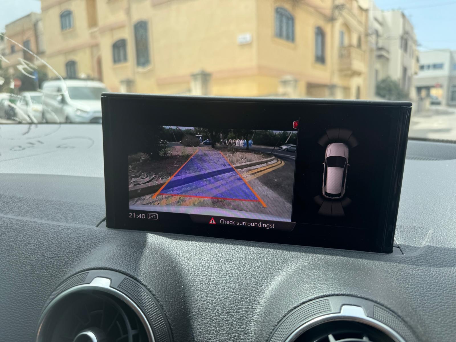 Audi Q2 With Sunroof And Leather Seats