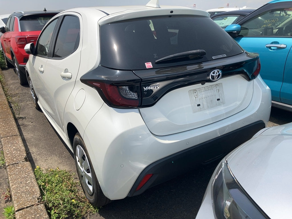 Toyota Yaris (15cc Petrol)