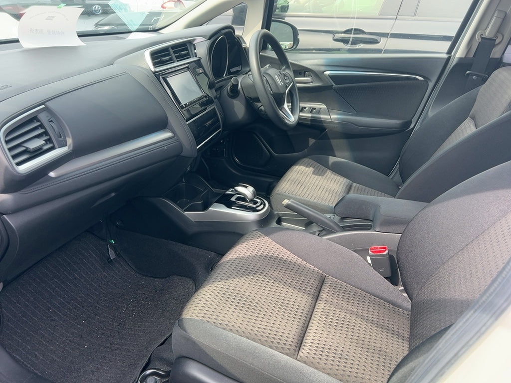 Honda Fit (Hybrid)