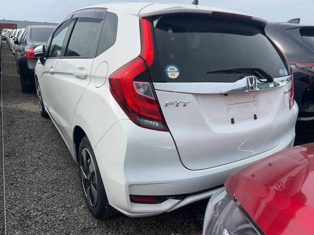 Honda Fit (Hybrid)
