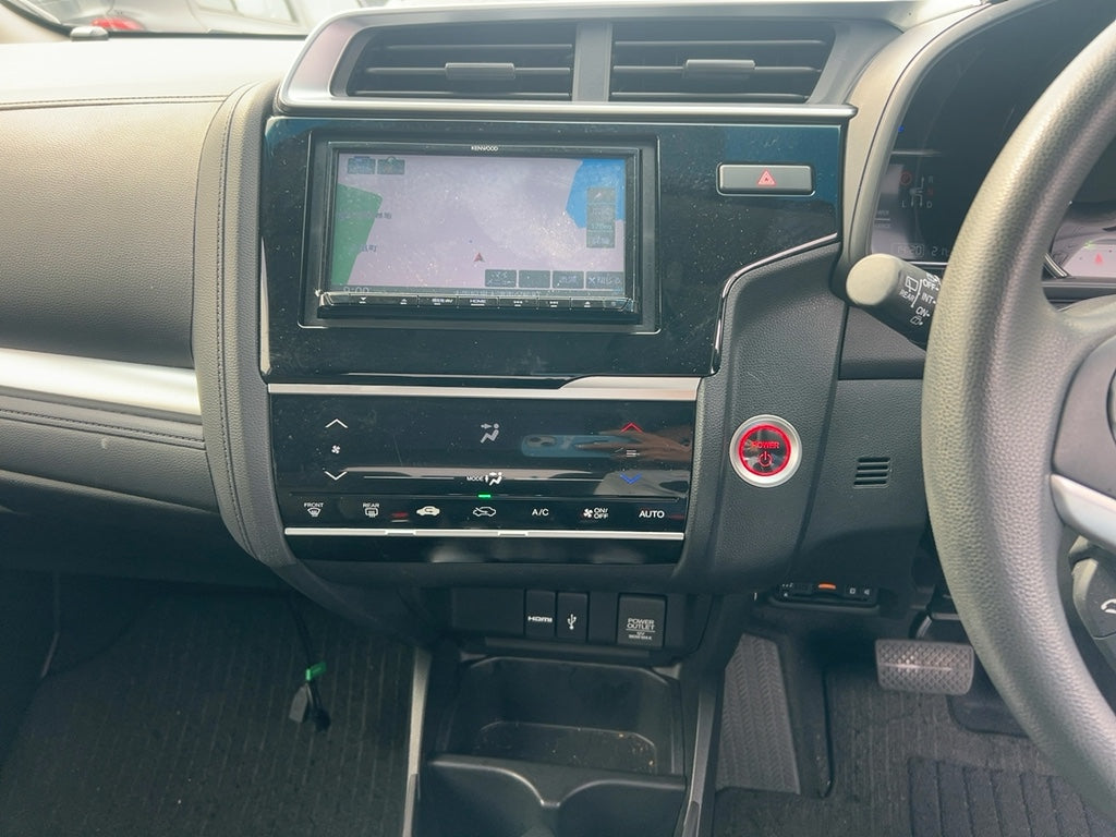 Honda Fit (Hybrid)