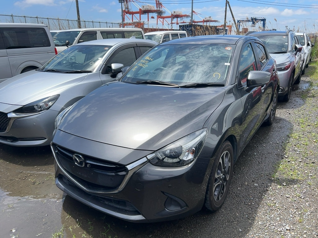 Mazda Demio Touring