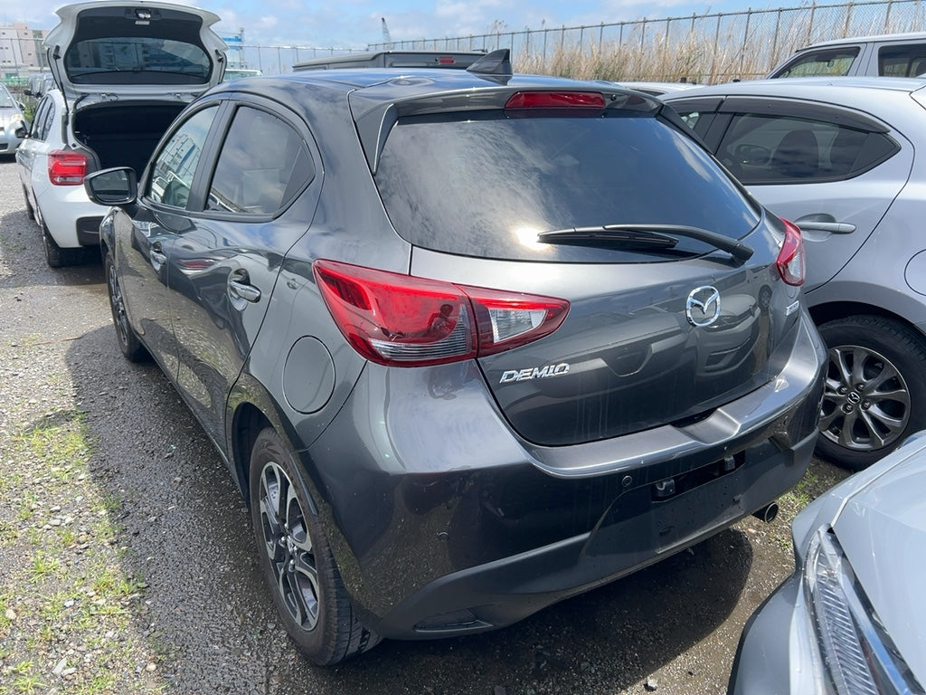 Mazda Demio Touring