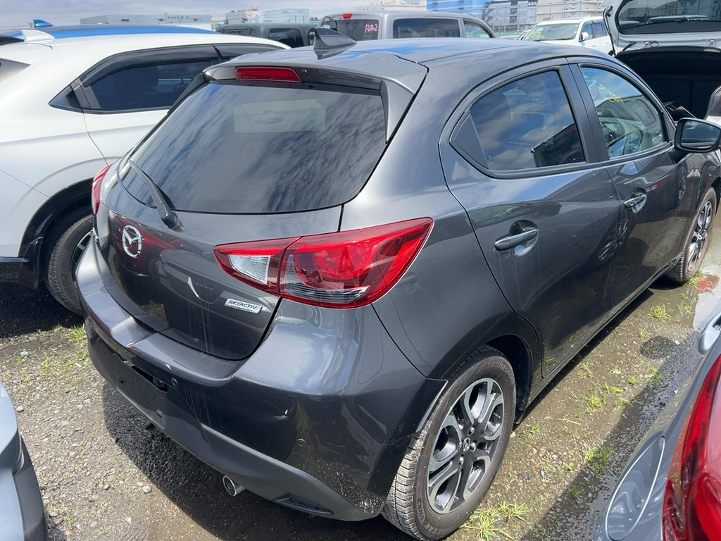 Mazda Demio Touring