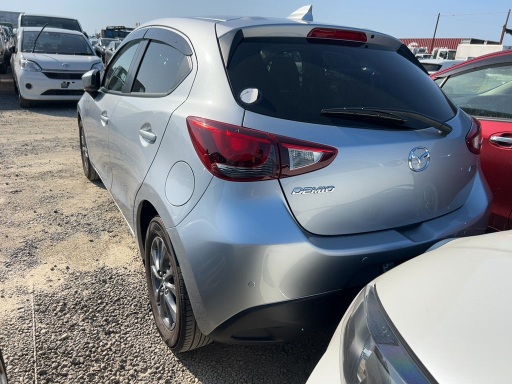 Mazda Demio Touring Pro