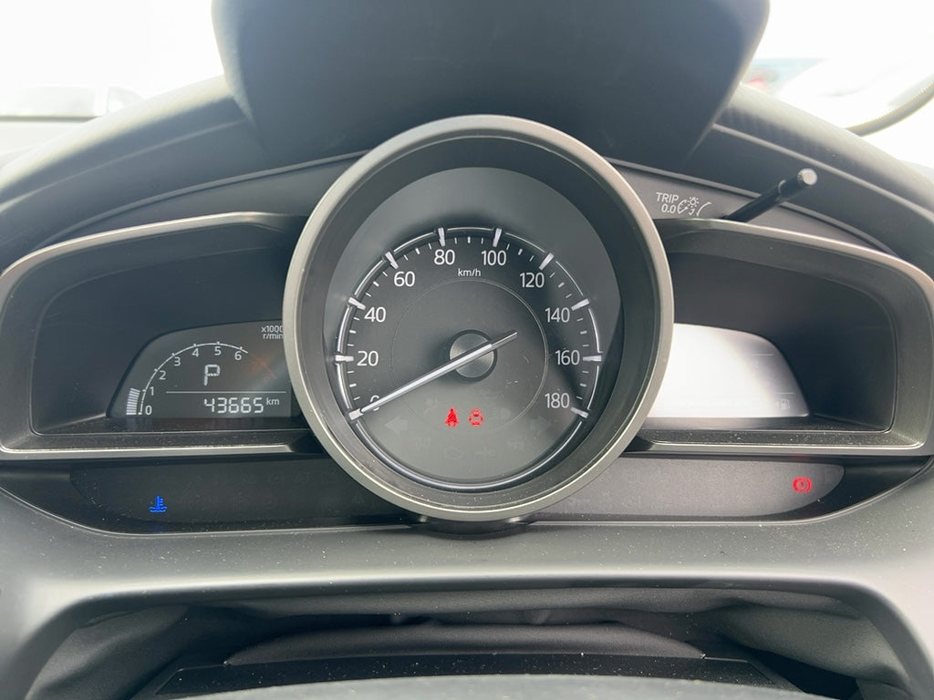 Mazda2 15s