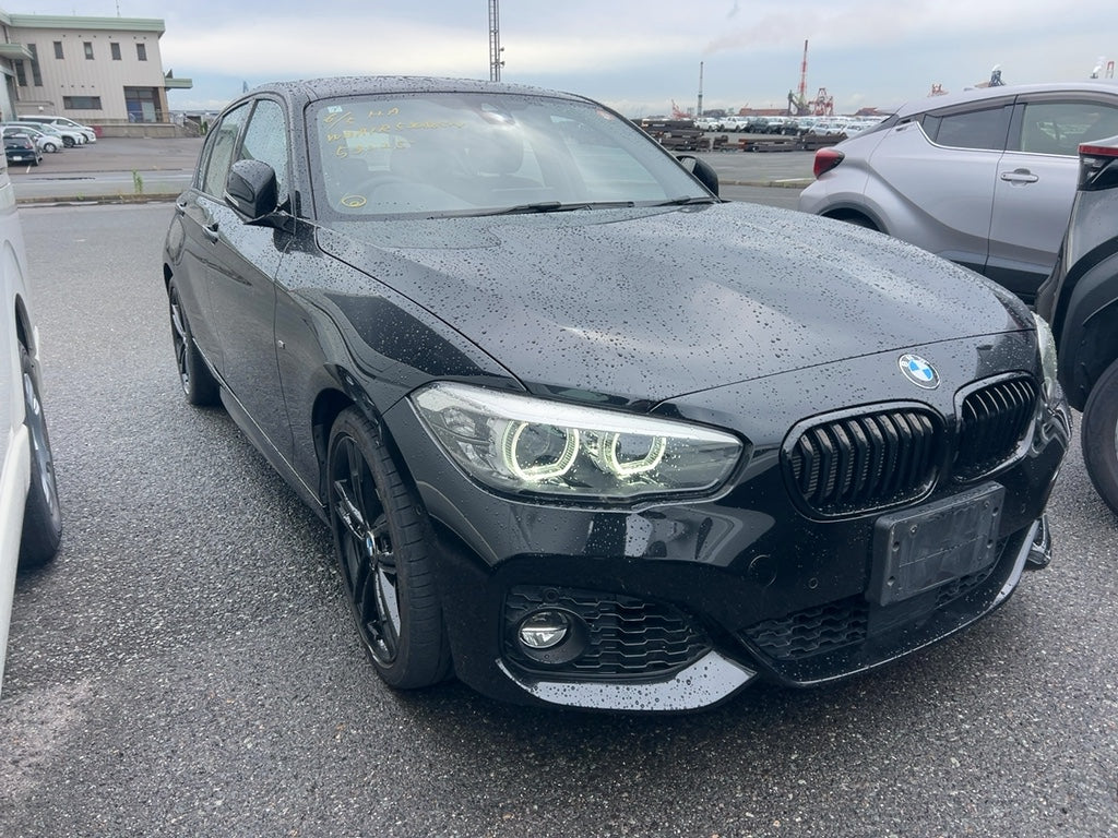 BMW 118i Shadow Edition