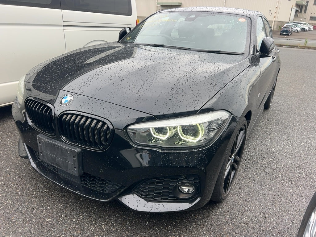 BMW 118i Shadow Edition