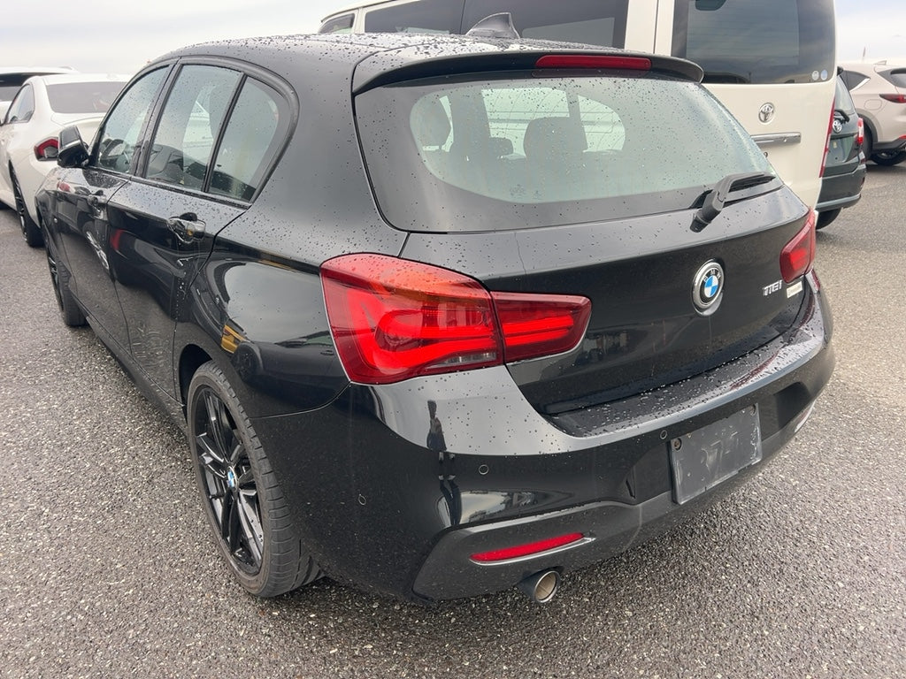 BMW 118i Shadow Edition