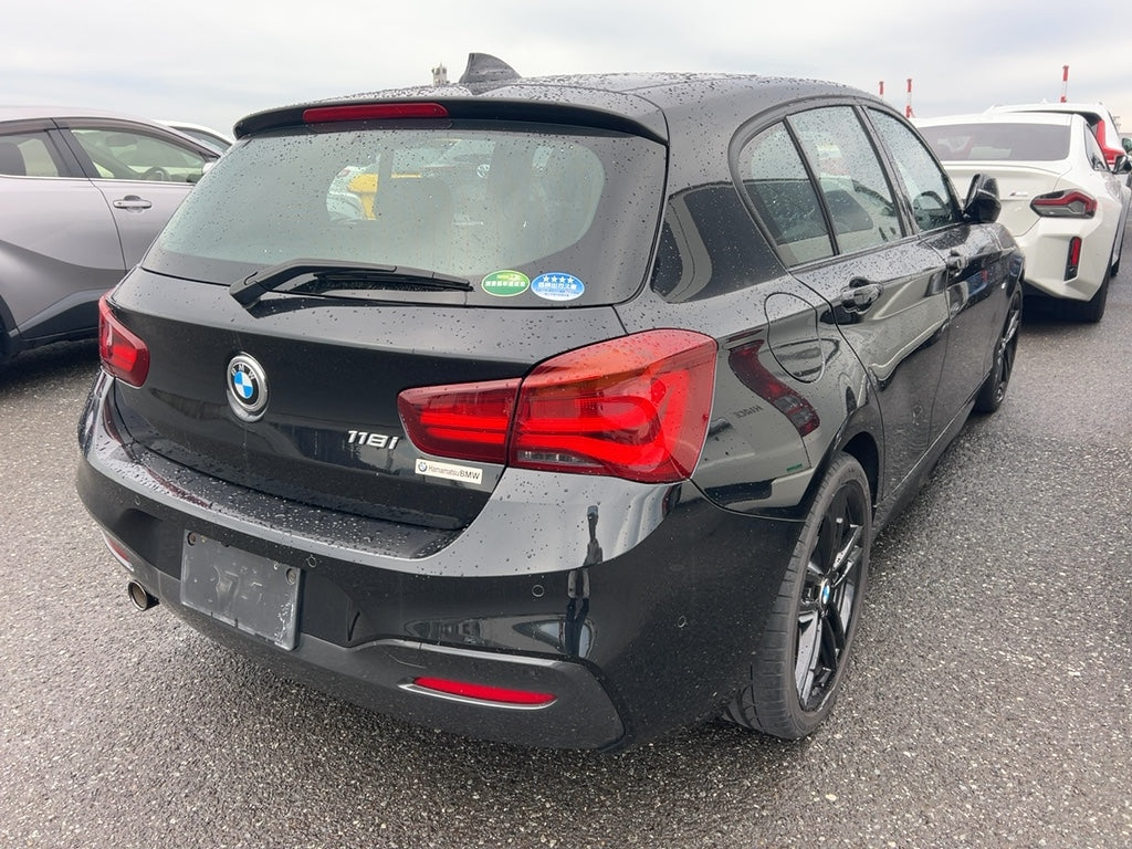 BMW 118i Shadow Edition