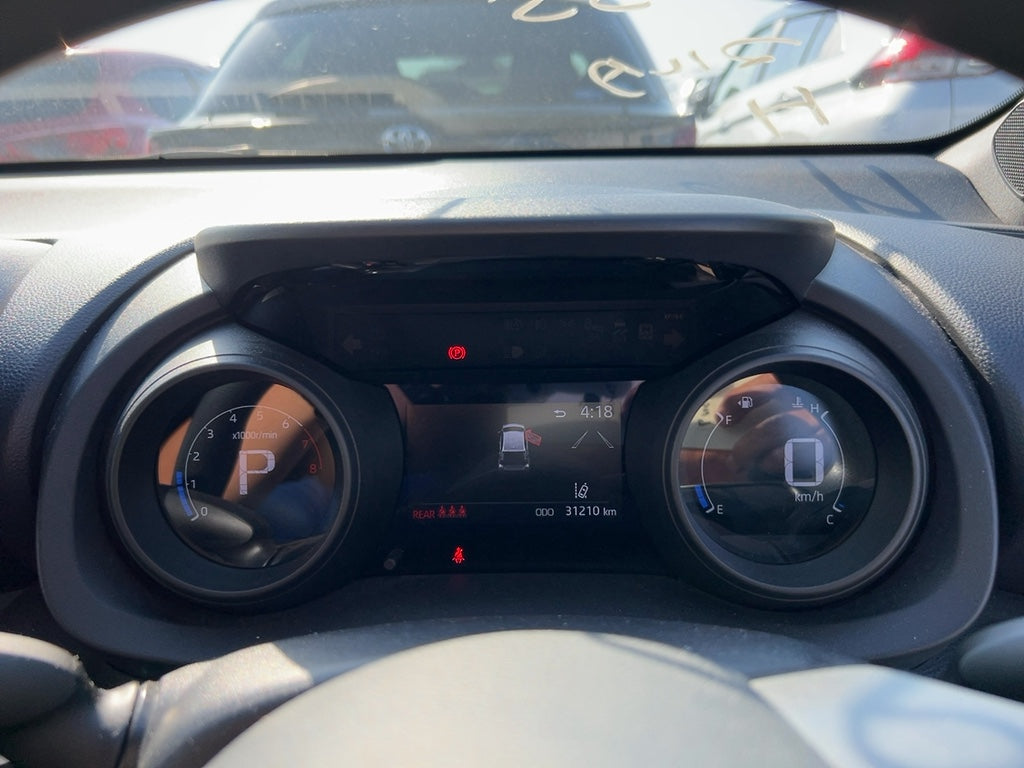 Toyota Yaris - 15cc Petrol
