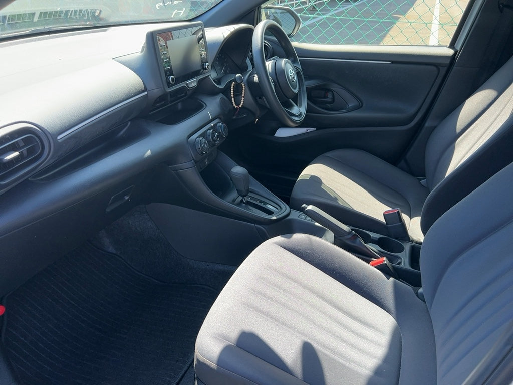 Toyota Yaris - 15cc Petrol
