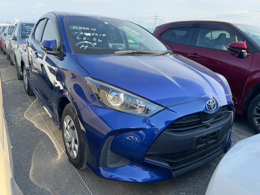 Very Low Mileage!! Only 200 KM - Toyota Yaris - 15cc petrol