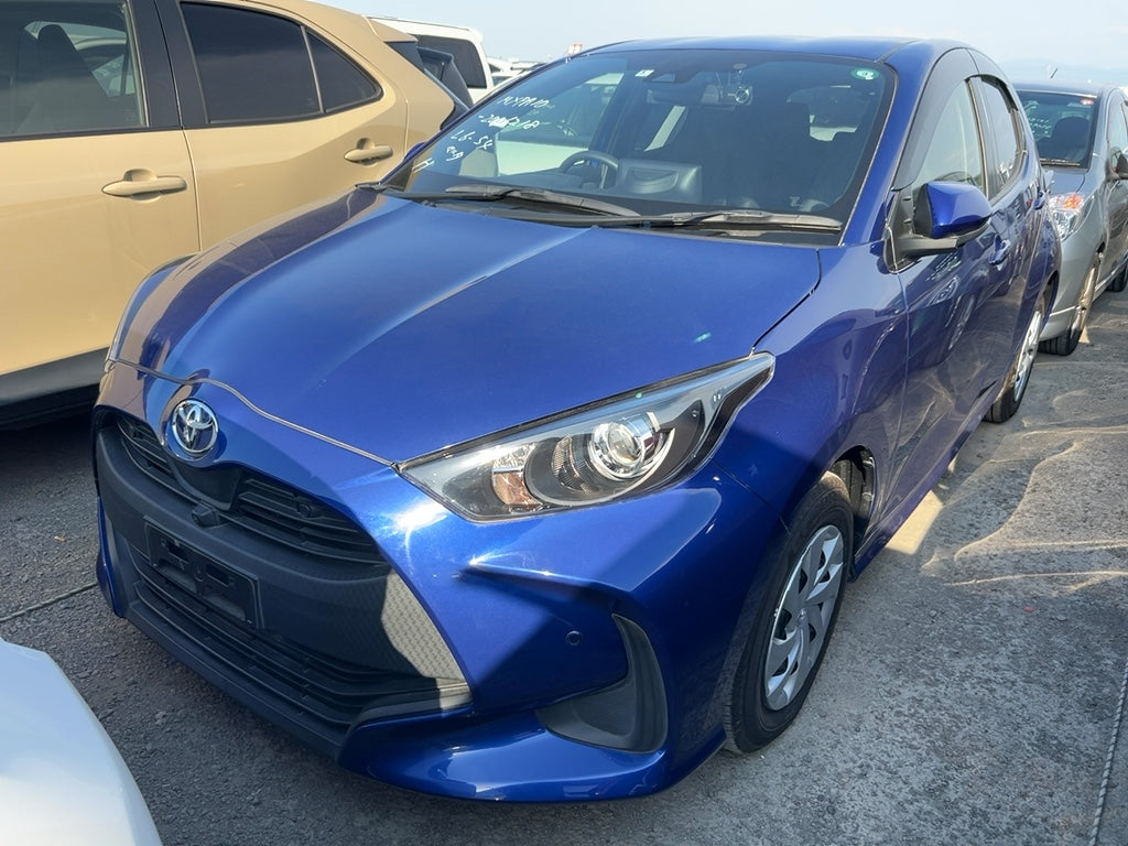 Very Low Mileage!! Only 200 KM - Toyota Yaris - 15cc petrol