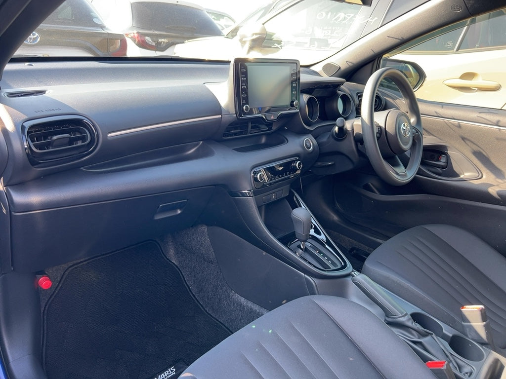 Very Low Mileage!! Only 200 KM - Toyota Yaris - 15cc petrol