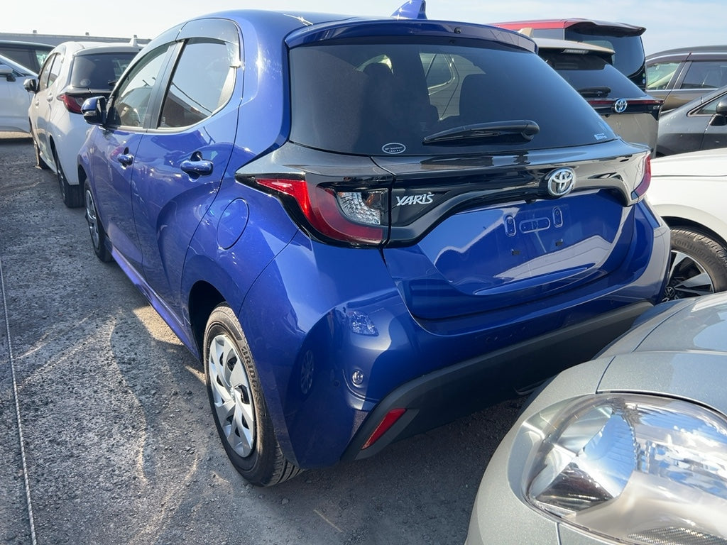 Very Low Mileage!! Only 200 KM - Toyota Yaris - 15cc petrol