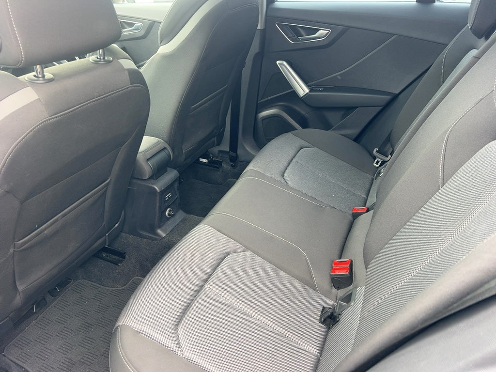 SUNROOF - Audi Q2 TFSI