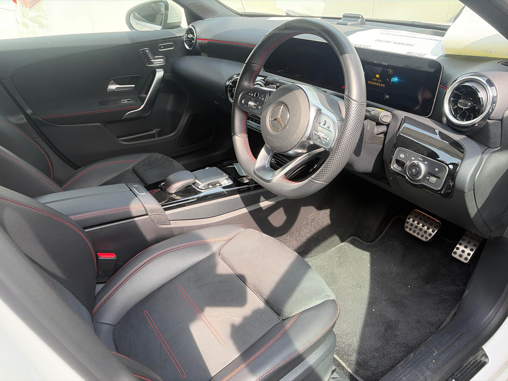 Mercedes A180 AMG Premium Plus