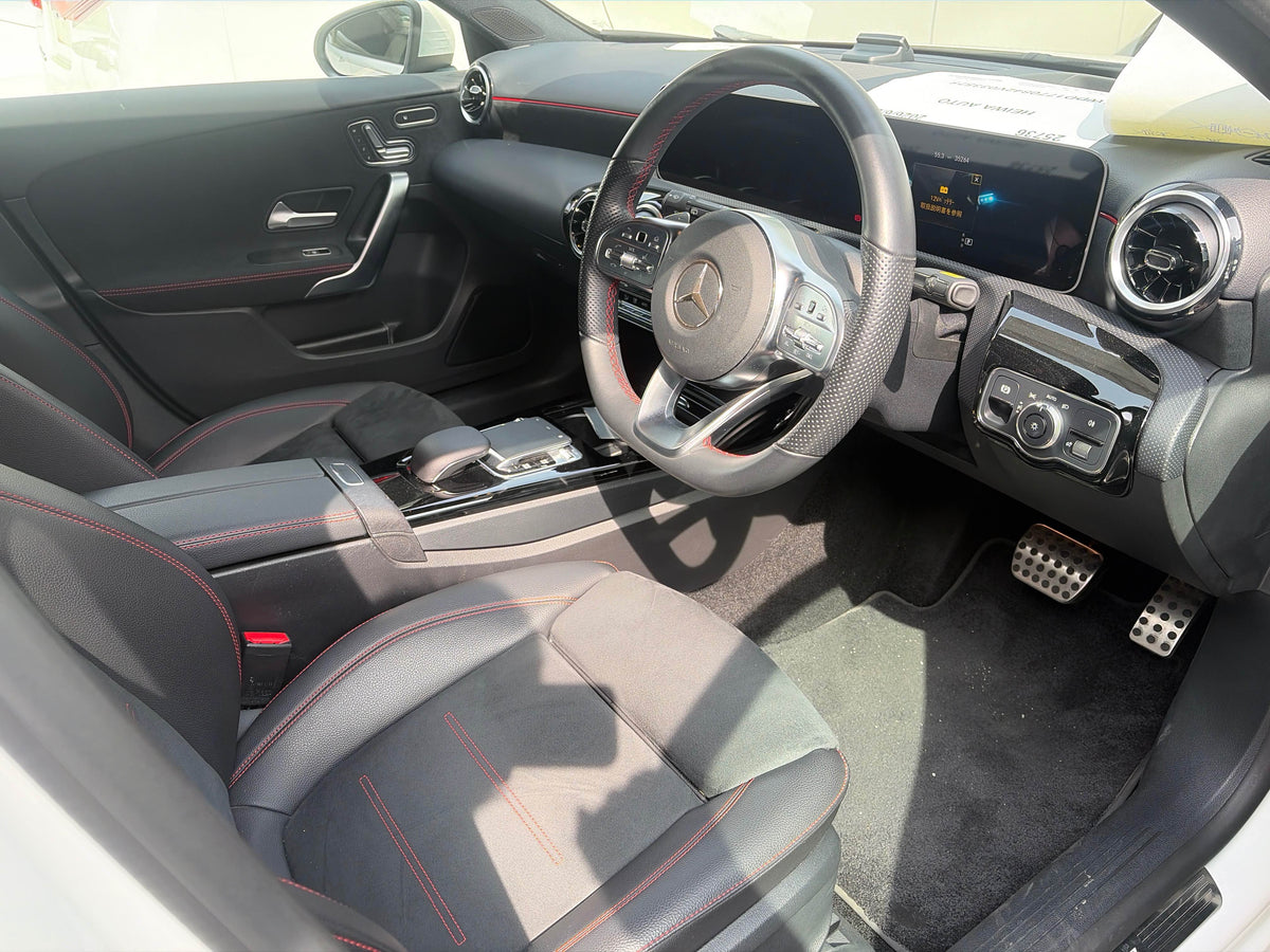 Mercedes A180 AMG Premium Plus