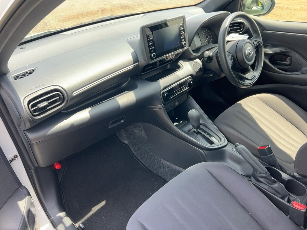 Toyota Yaris Hybird