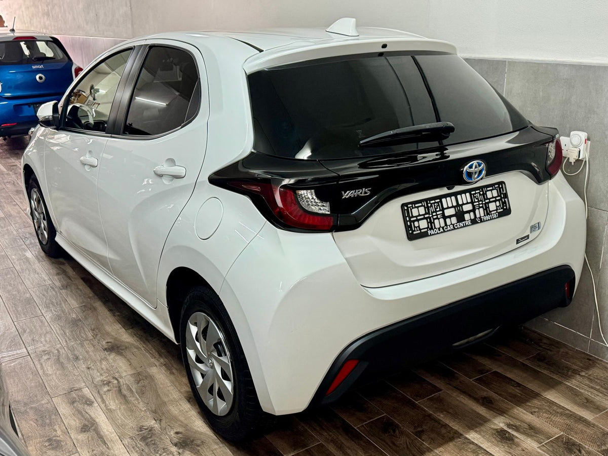 Toyota Yaris Hybird