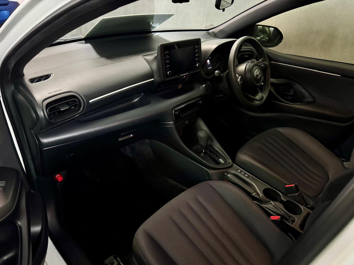 Toyota Yaris Hybird