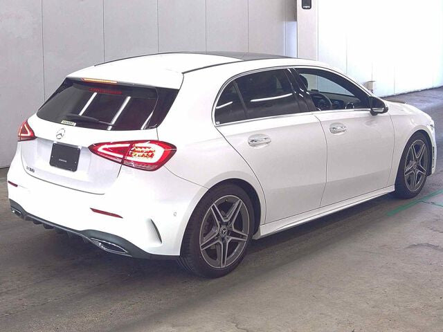 Mercedes A180 Premium Plus (Sunroof)