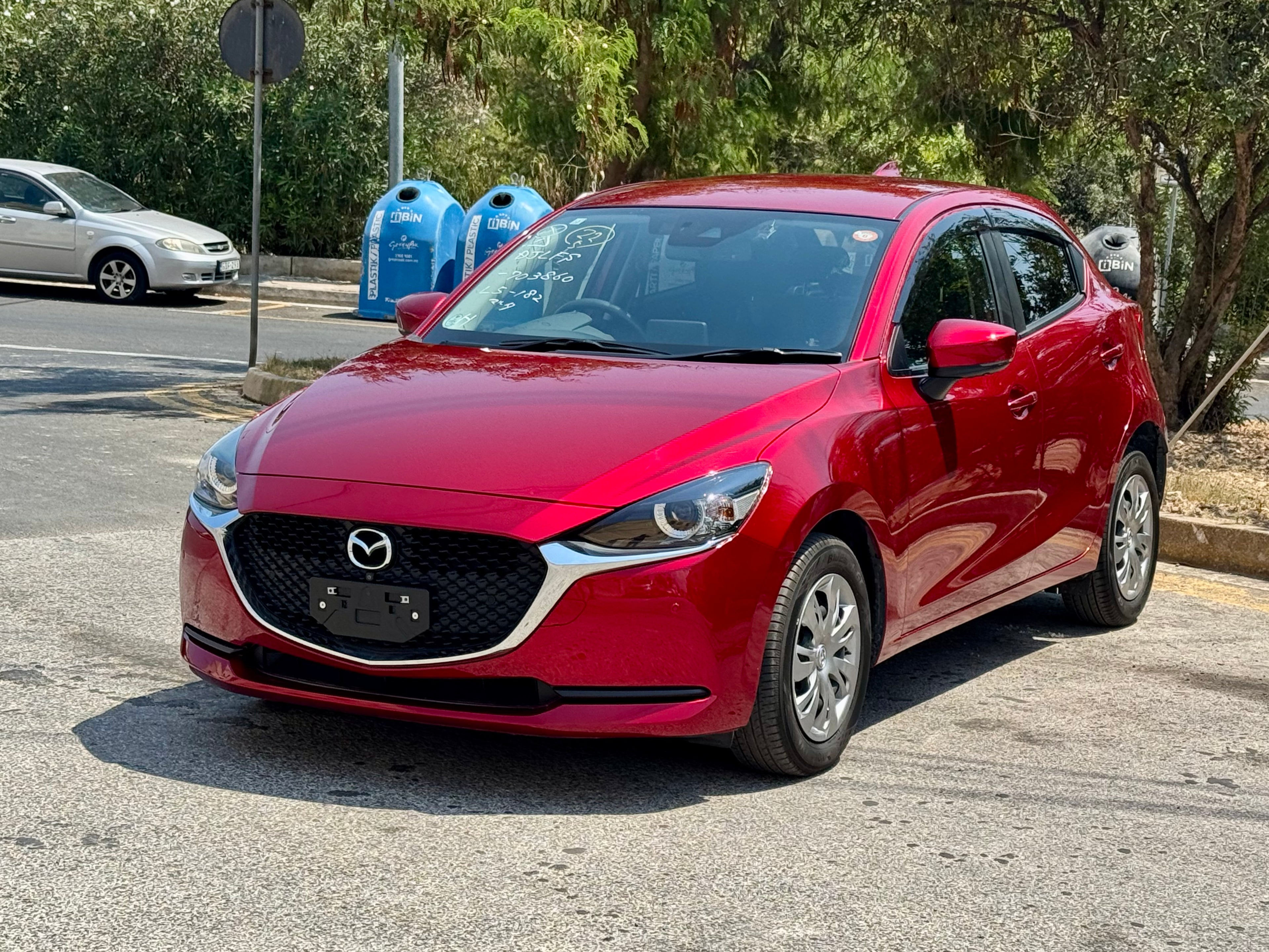Low Mileage!!! Mazda2 Smart Edition
