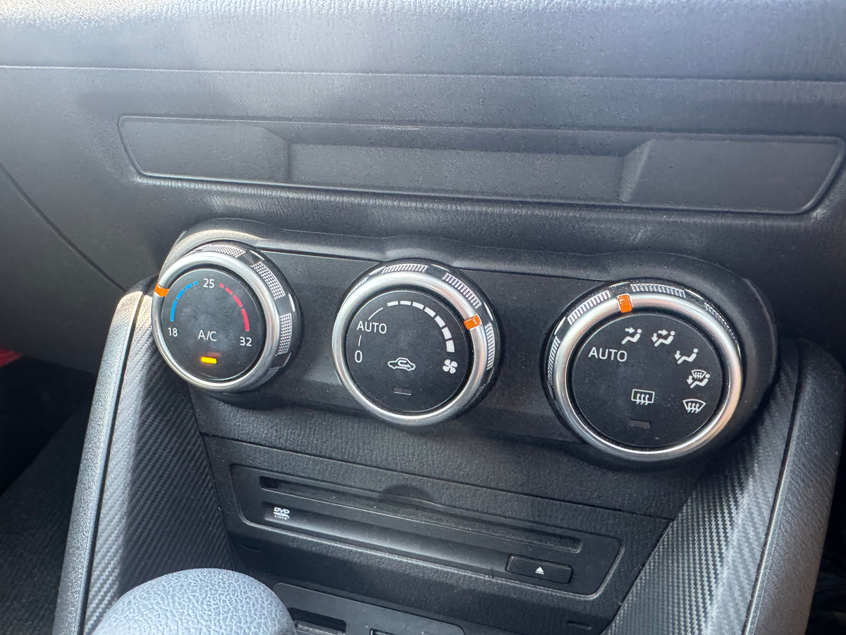 Low Mileage!!! Mazda2 Smart Edition