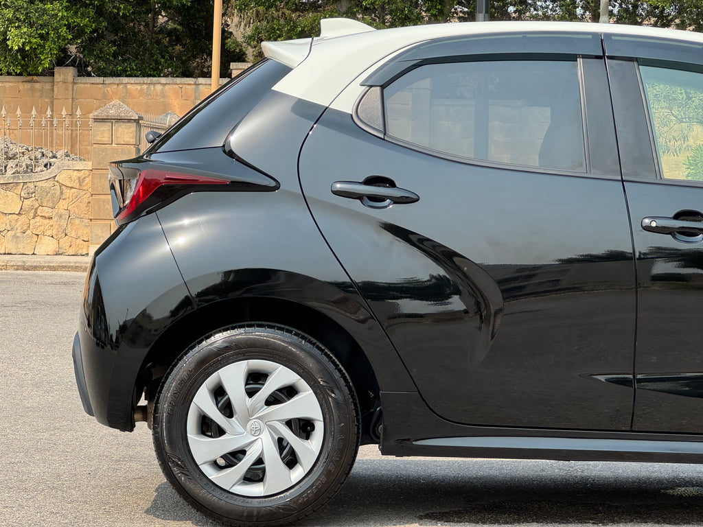 Toyota Yaris - 10cc petrol