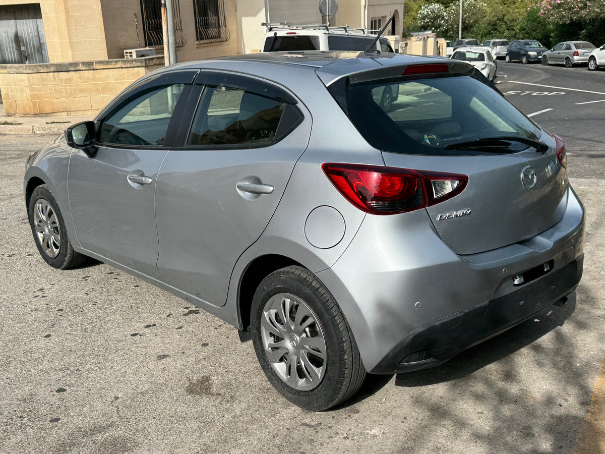 Mazda Demio 15s