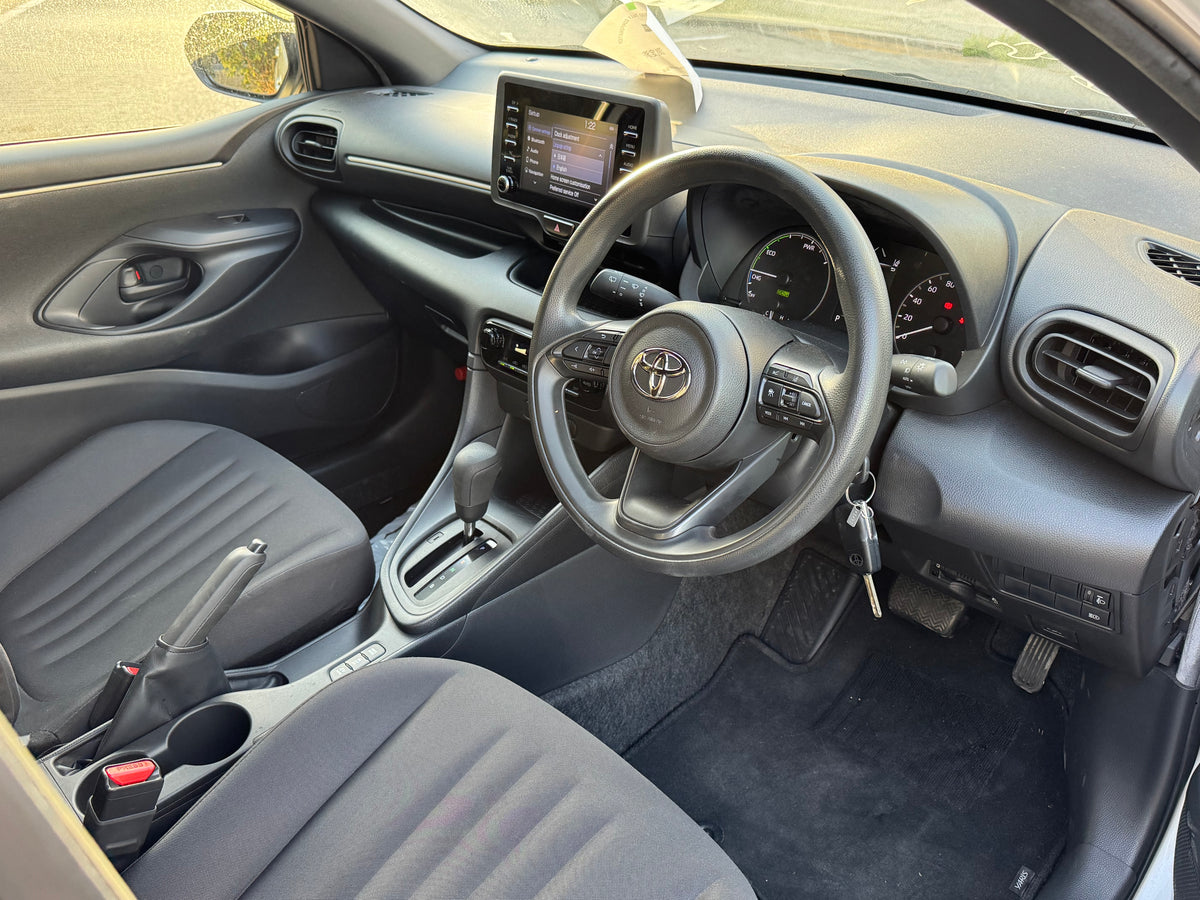 Toyota Yaris Hybrid