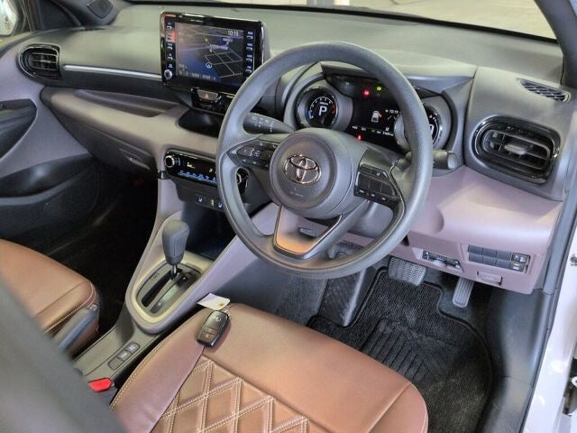 Toyota Yaris - Pink2Tone - 10cc Petrol