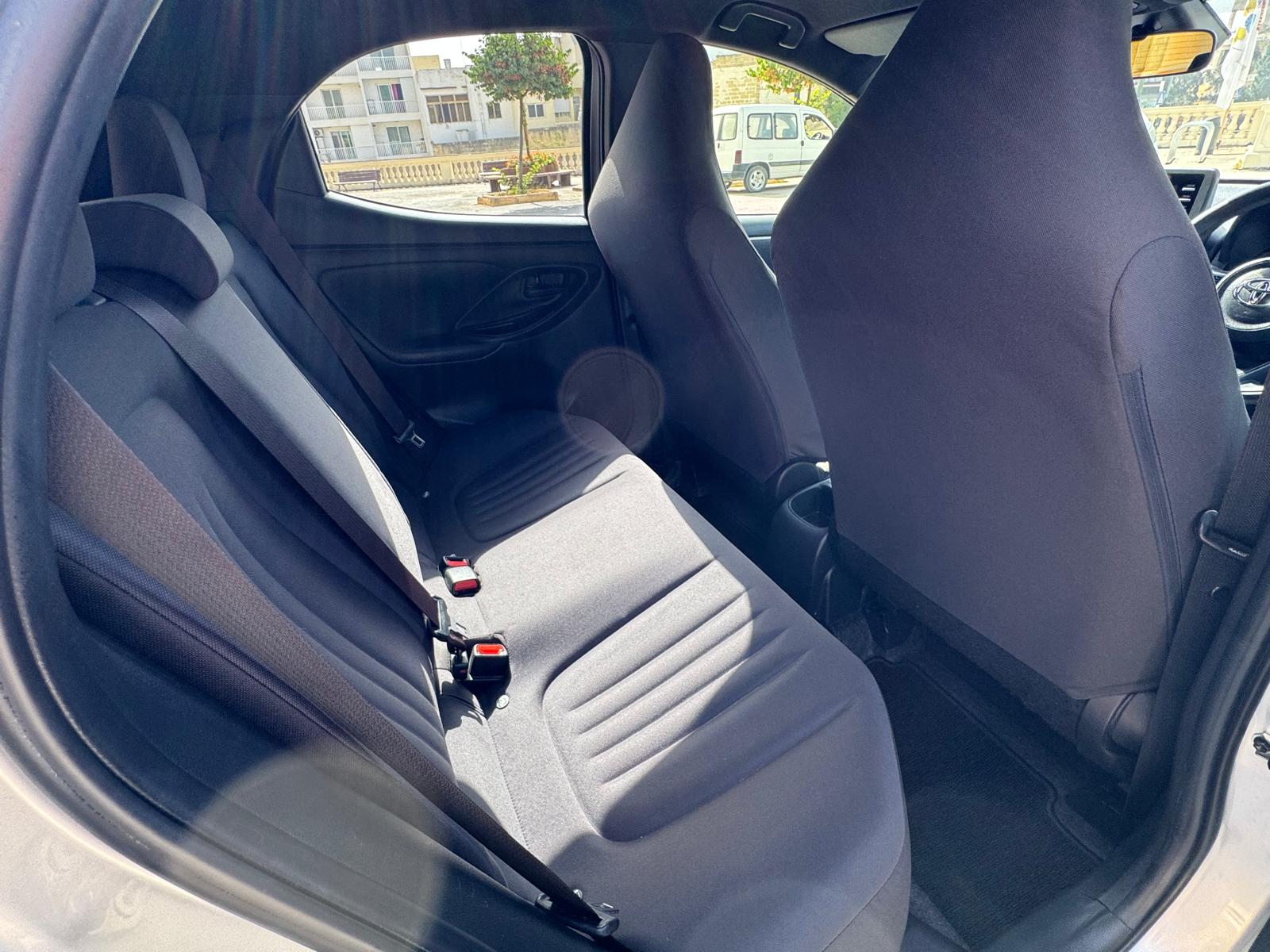 Toyota Yaris (15cc Petrol)