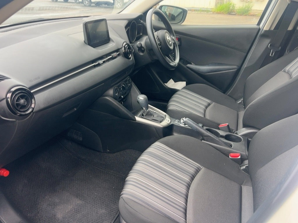 Mazda2 15s