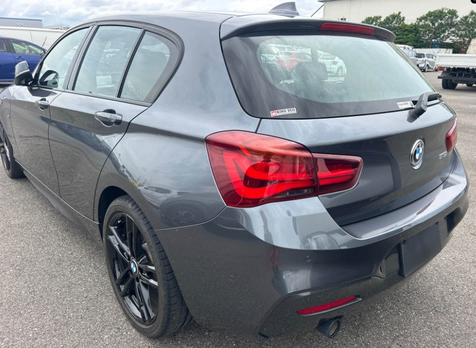 BMW 118i Shadow Edition